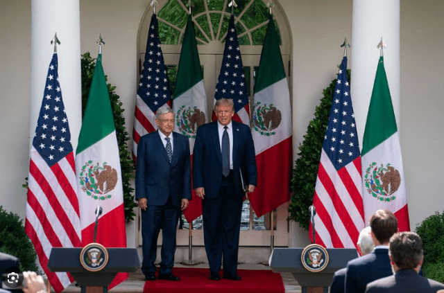 Трамп отложил