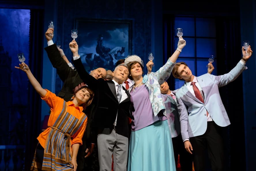 ЦДКЖ стал площадкой для премьеры спектакля "Сладкая Жизнь"